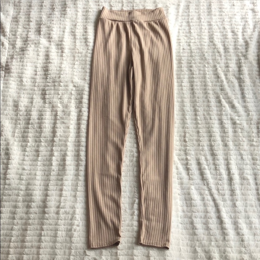 🤎 Pretty Little Thing Ribbed Leggings 🤎 - Picture 1 of 4